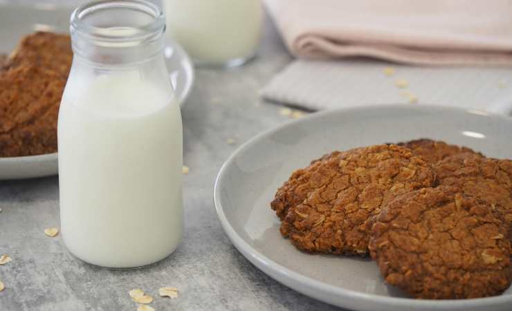 Latte e biscotti