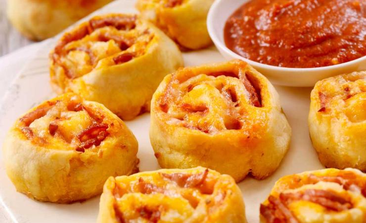 Pizza rolls
