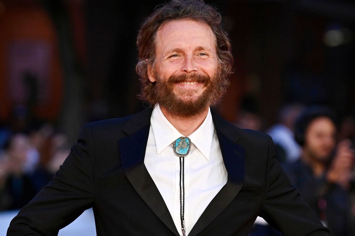 Jovanotti svela il segreto della sua energia in tour: “Mangio solo…”