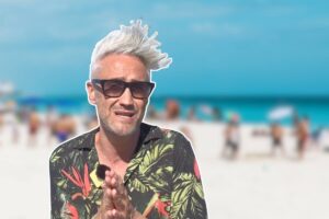 prof schettini e spiaggia