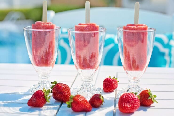 Ghiaccioli alla fragola, fragole 