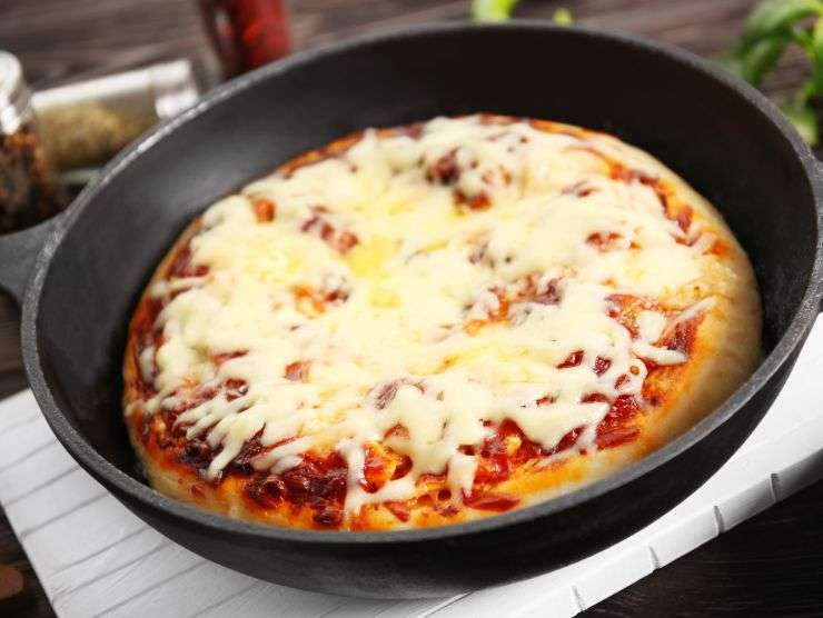 pizza in padella