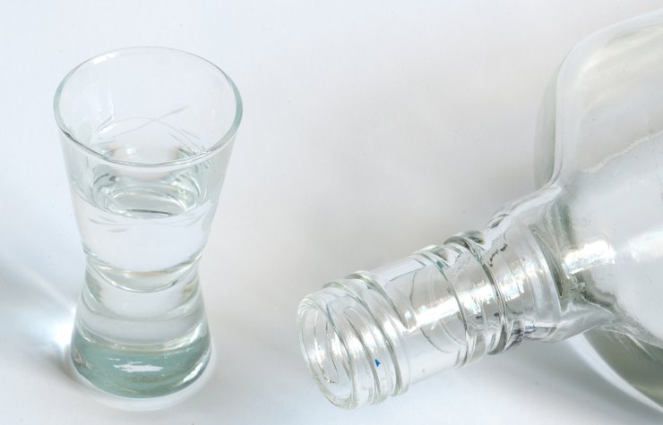 vodka bottiglia bicchiere